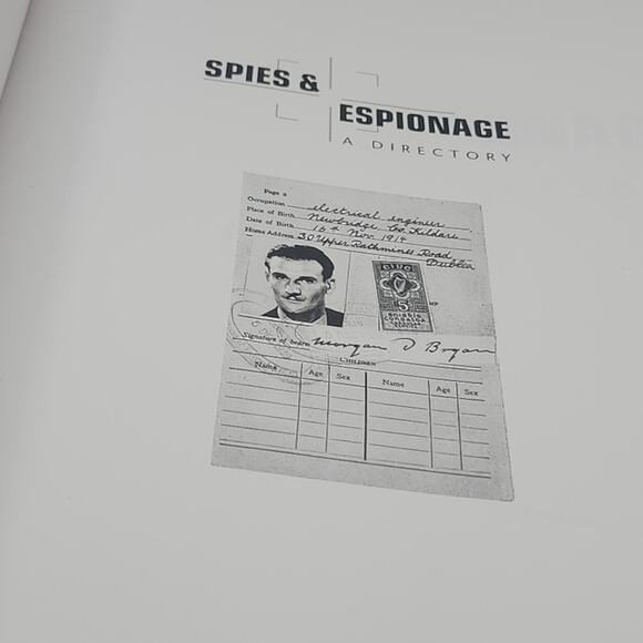 Hearn, Chester. Spies & Espionage A Directory 2006 Illustrated Important Ref - Picture 4 of 13